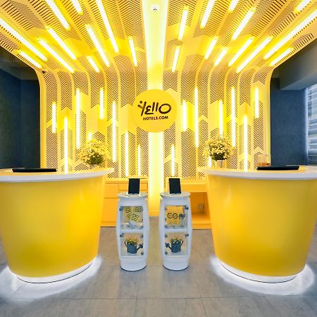 Yello Hotel Paskal Bandung Exterior photo