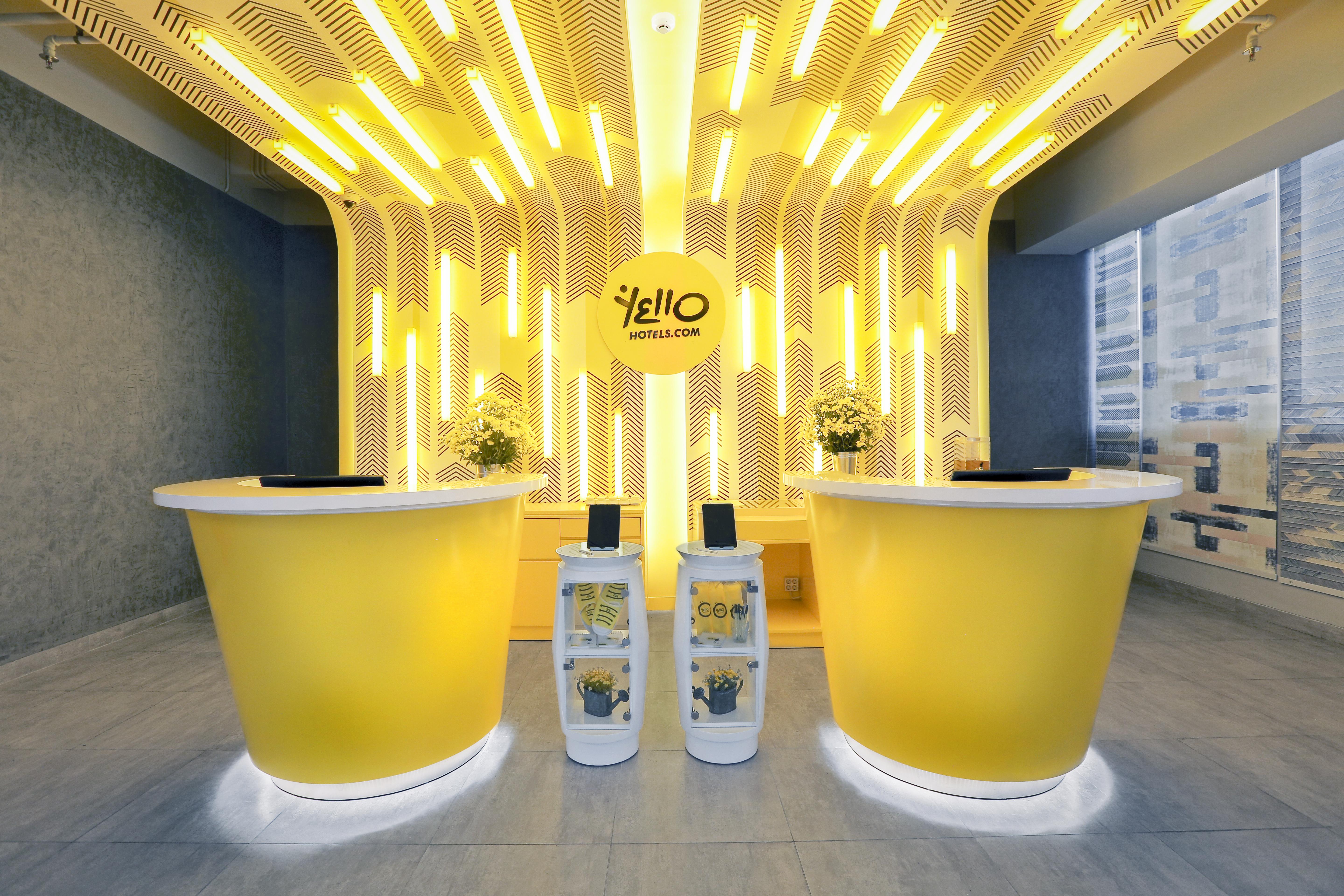 Yello Hotel Paskal Bandung Exterior photo