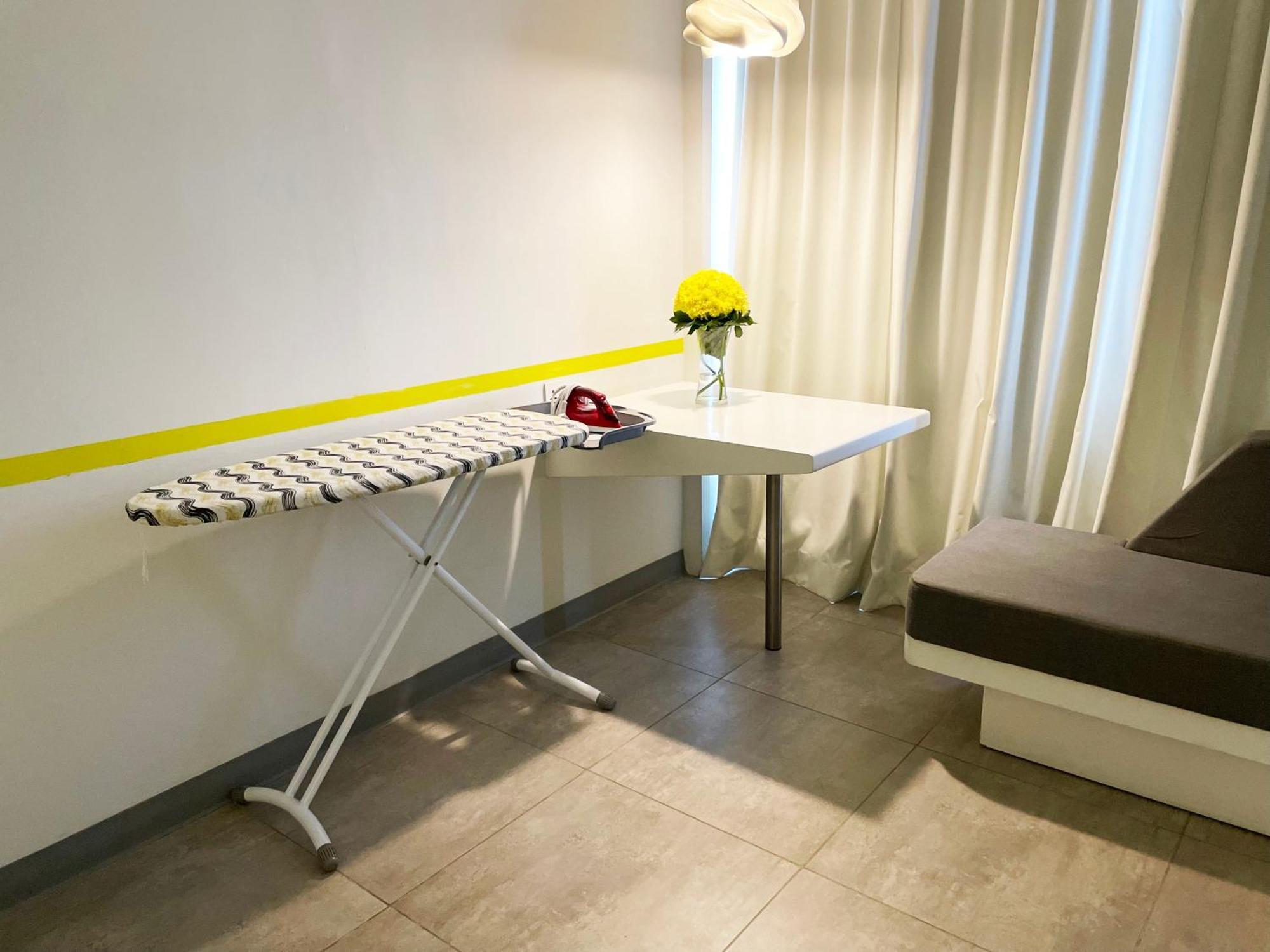 Yello Hotel Paskal Bandung Exterior photo