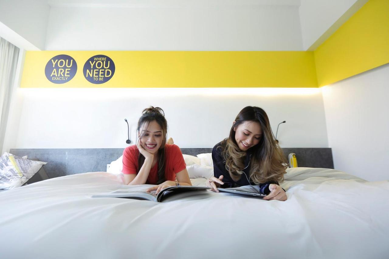 Yello Hotel Paskal Bandung Exterior photo