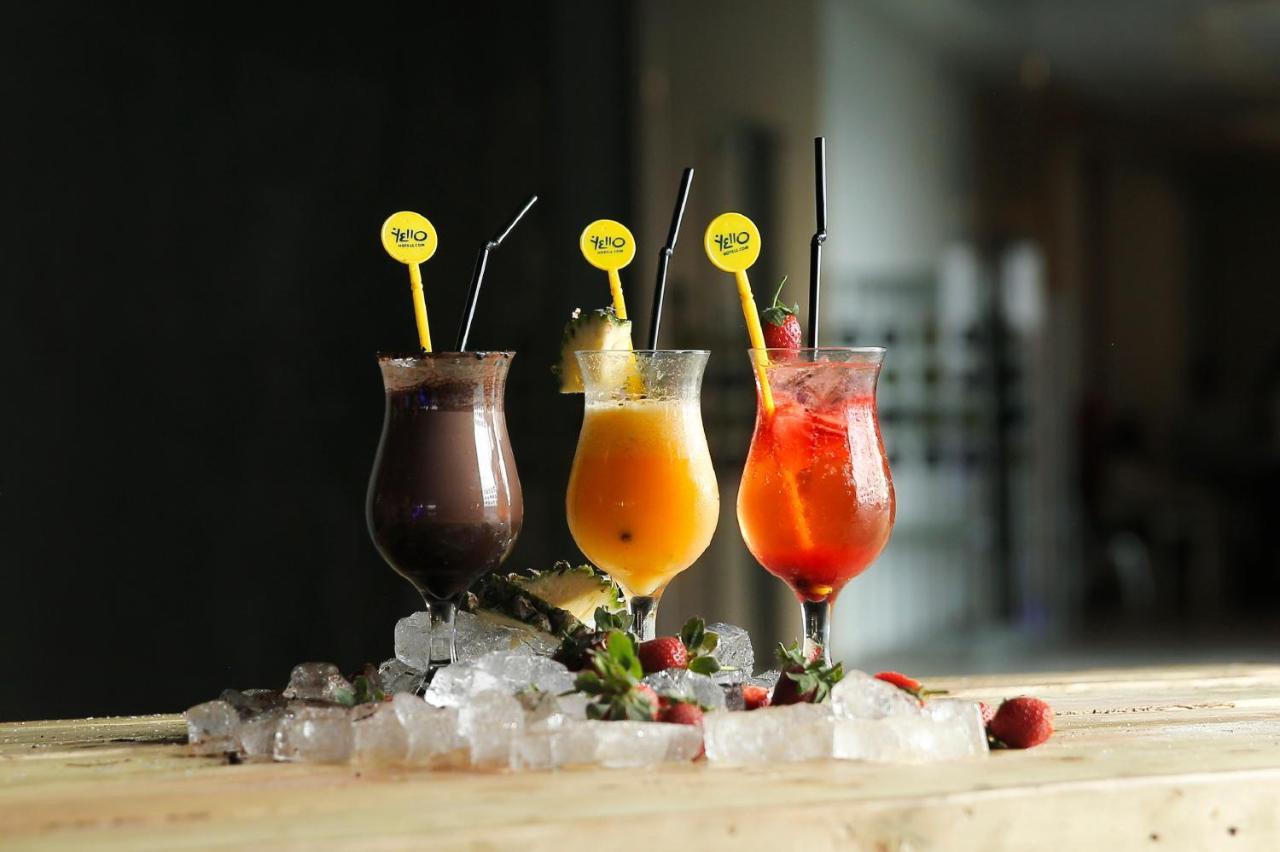 Yello Hotel Paskal Bandung Exterior photo